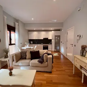 Apartamento Homely Sebastián Souvirón Biznaga Deluxe, Málaga